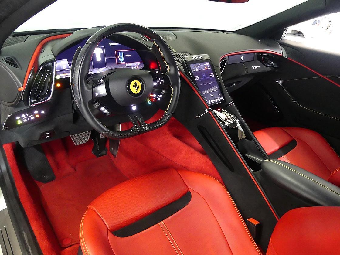 페라리 로마 3.9 V8