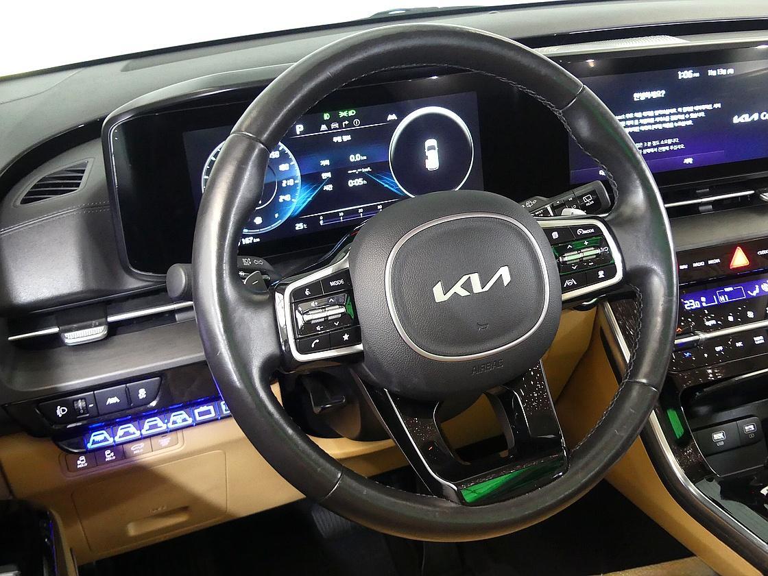 에스모터스 카니발 하이리무진 벤테일러