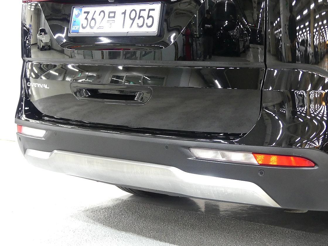 에스모터스 카니발 하이리무진 벤테일러