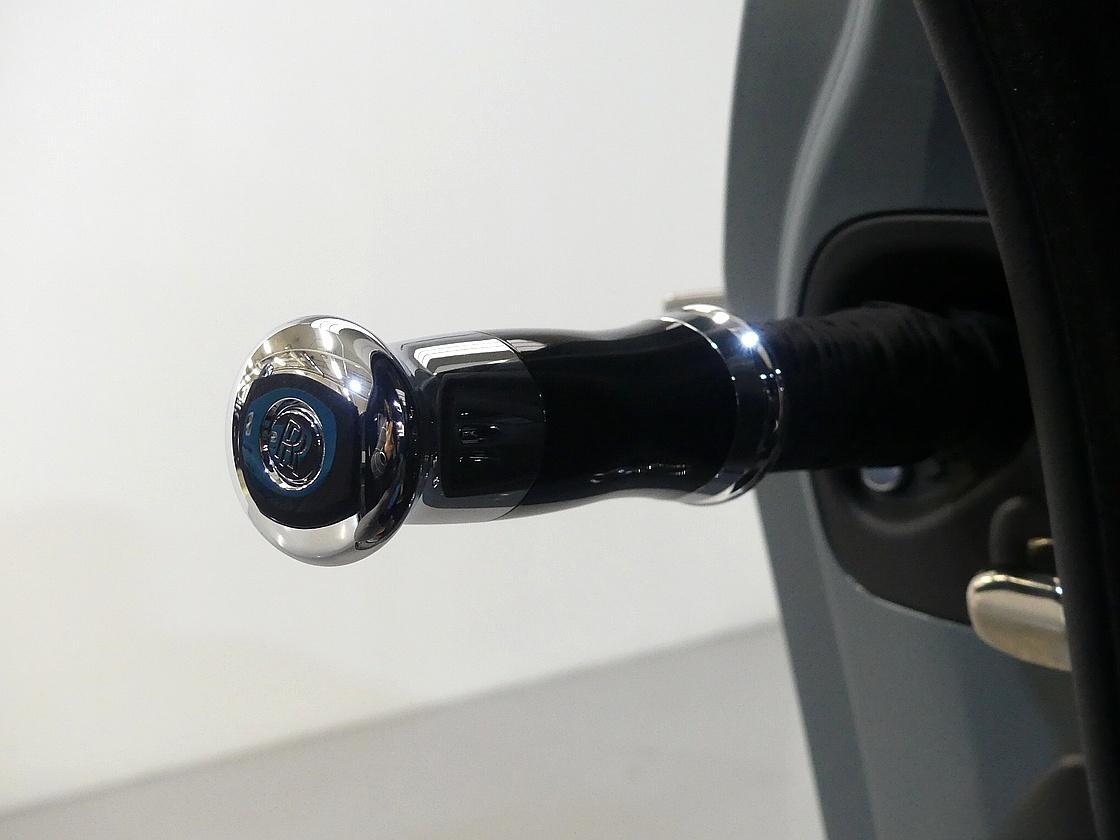 롤스로이스 스펙터