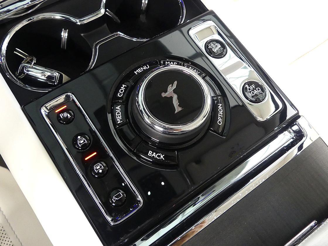 롤스로이스 컬리넌 6.7 V12