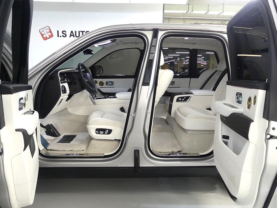 롤스로이스 컬리넌 6.7 V12