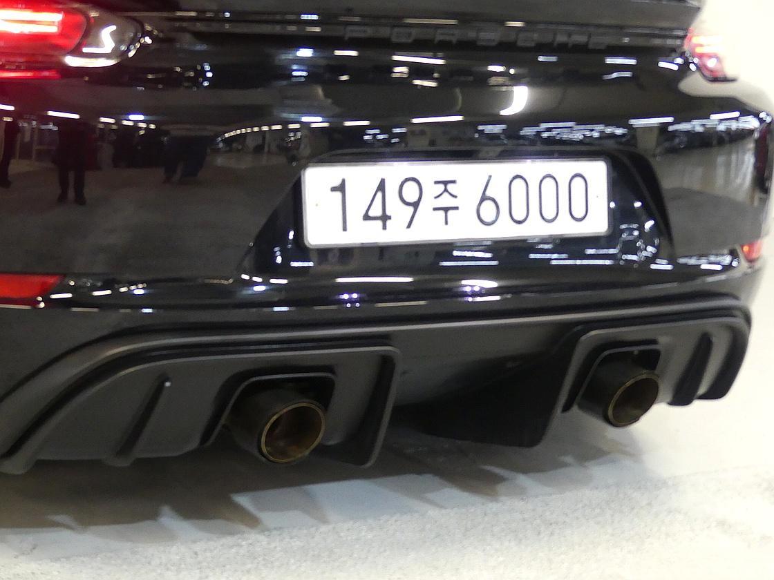 포르쉐 718 카이맨 4.0 GT4 스포츠컵 에디션