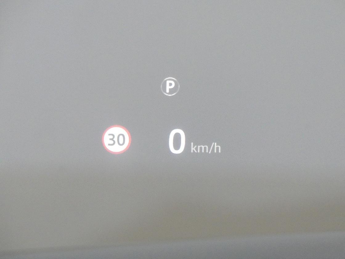 랜드로버 레인지로버 벨라 3.0 D300 R-다이나믹 HSE