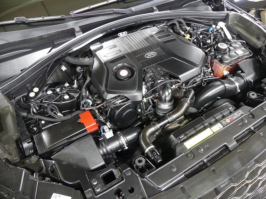 랜드로버 레인지로버 벨라 3.0 D300 R-다이나믹 HSE