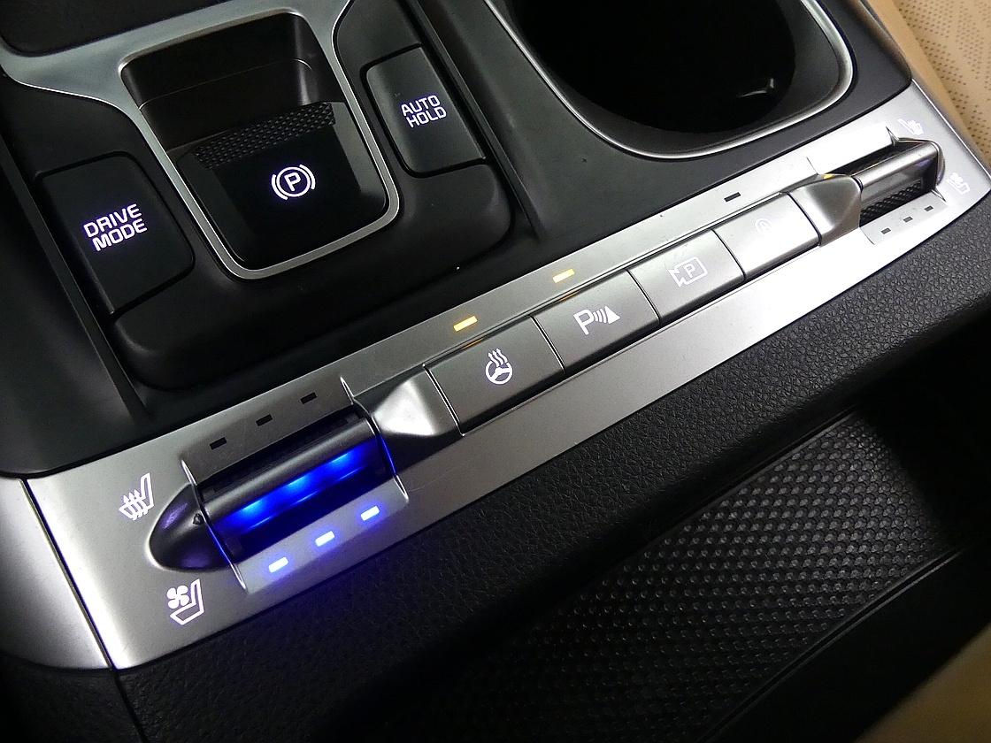 기아 카니발2.2디젤9인승 프레스티지