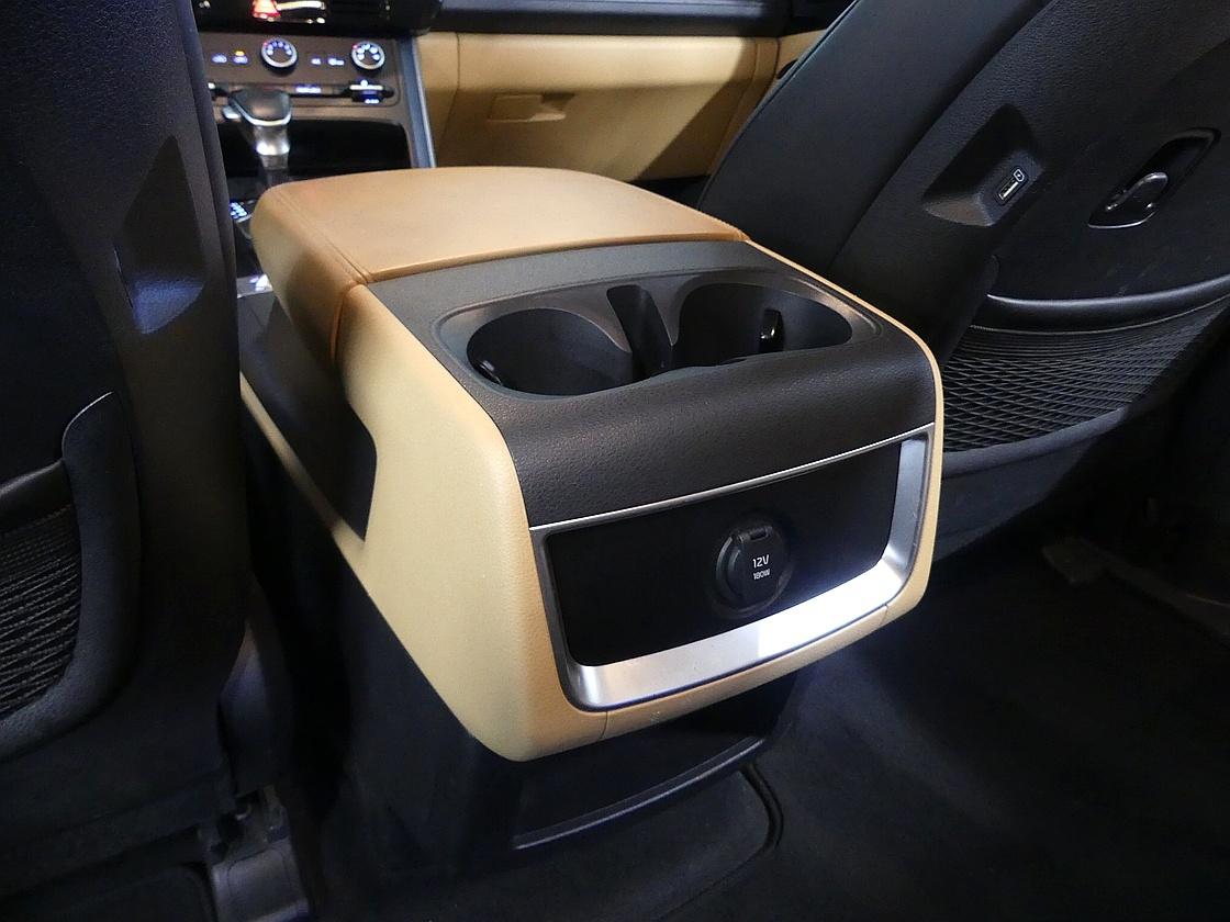 기아 카니발2.2디젤9인승 프레스티지