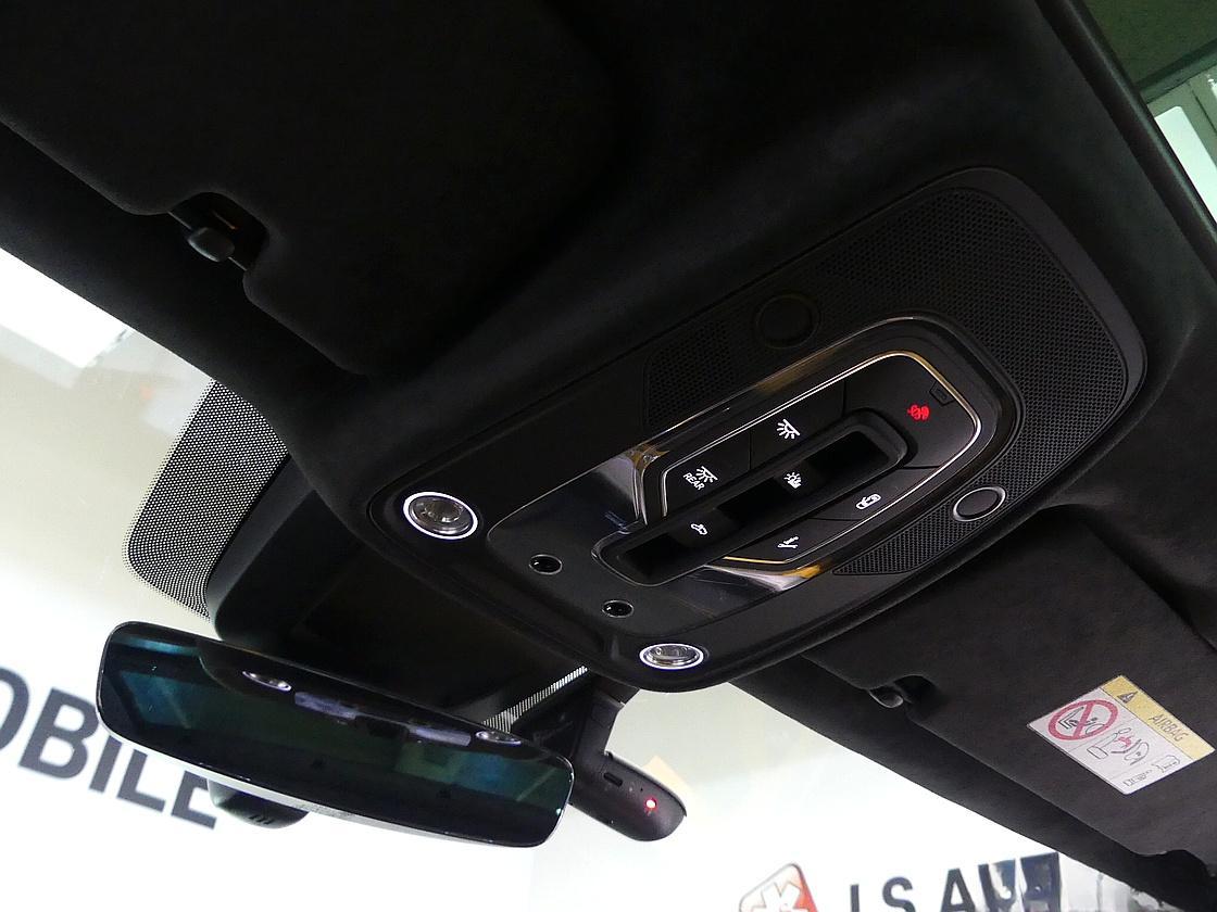 람보르기니 우루스 4.0 V8