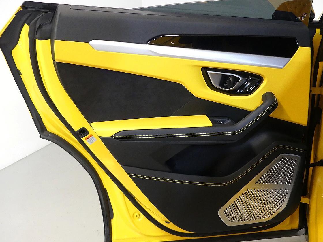 람보르기니 우루스 4.0 V8