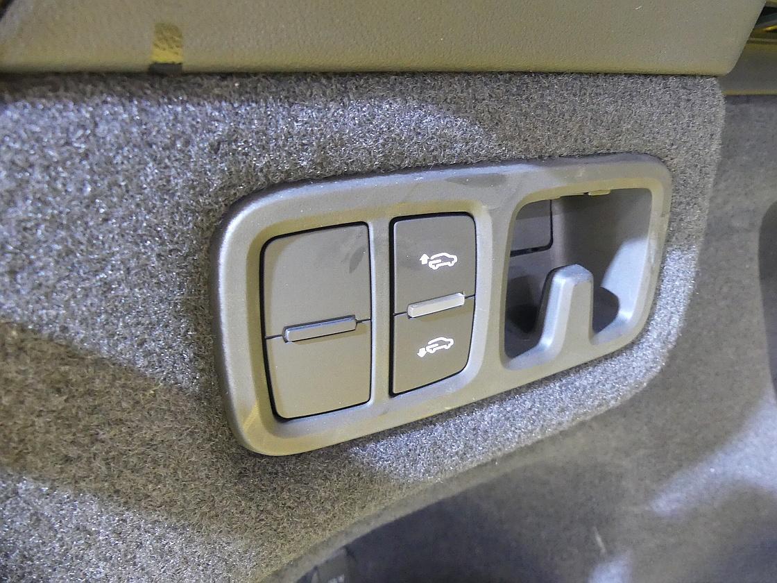 람보르기니 우루스 4.0 V8