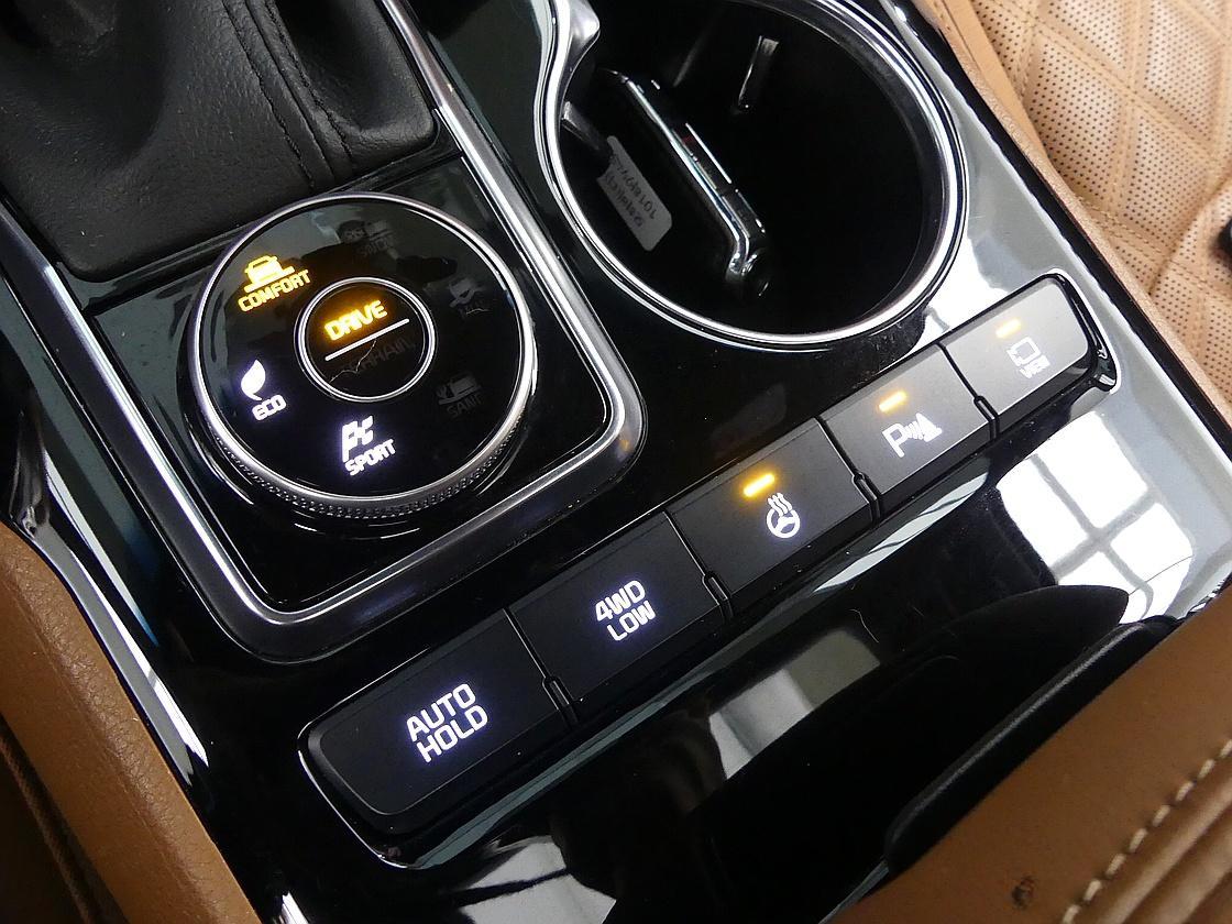 모하비 더 마스터 디젤 3.0 4WD 6인승 마스터즈