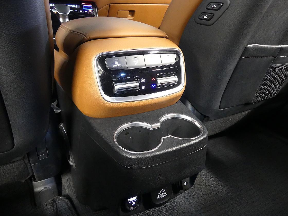 모하비 더 마스터 디젤 3.0 4WD 6인승 마스터즈