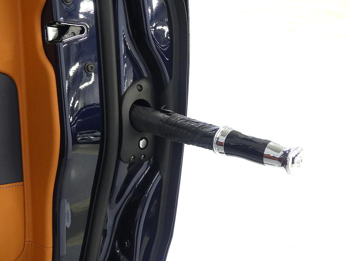 롤스로이스 컬리넌 6.7 V12 블랙 배지