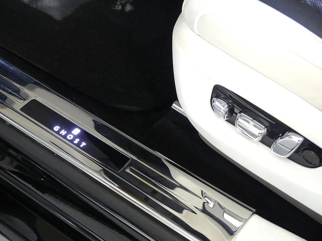 롤스로이스 고스트 2세대 6.7 V12 EWB