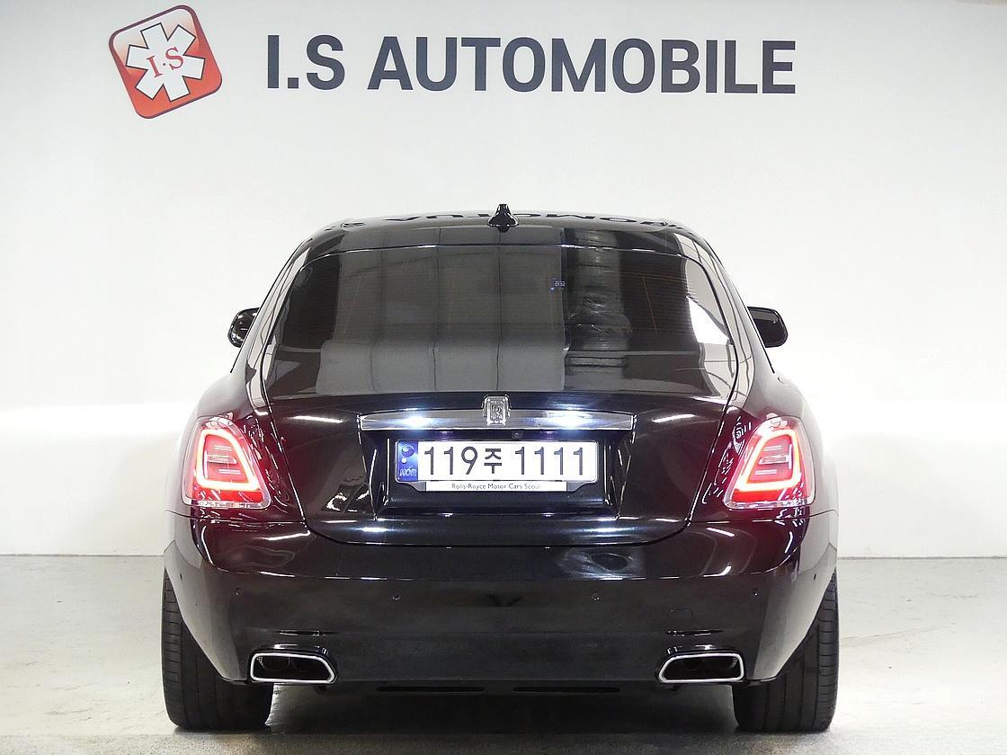 롤스로이스 고스트 2세대 6.7 V12 EWB