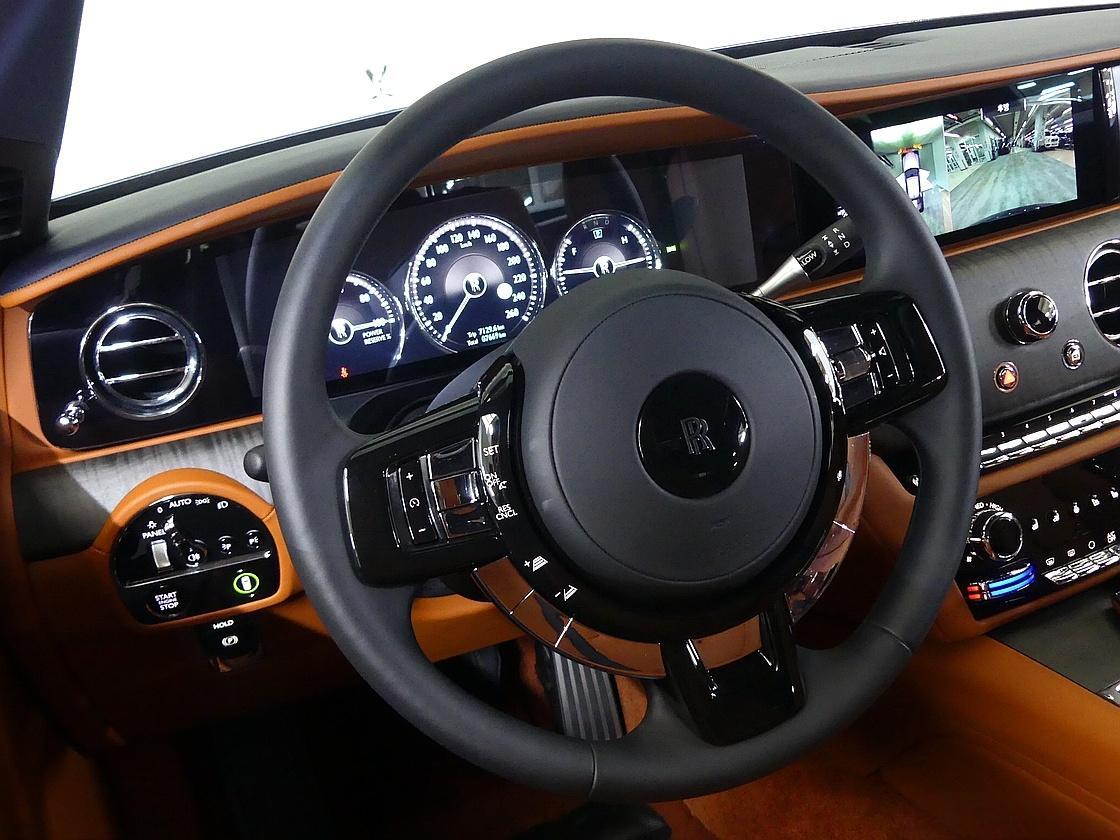 롤스로이스 고스트 2세대 6.7 V12 EWB