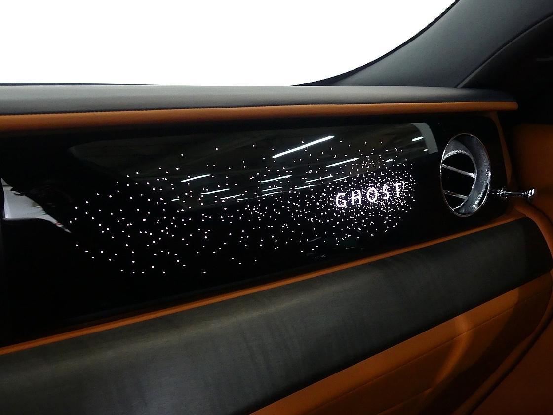 롤스로이스 고스트 2세대 6.7 V12 EWB