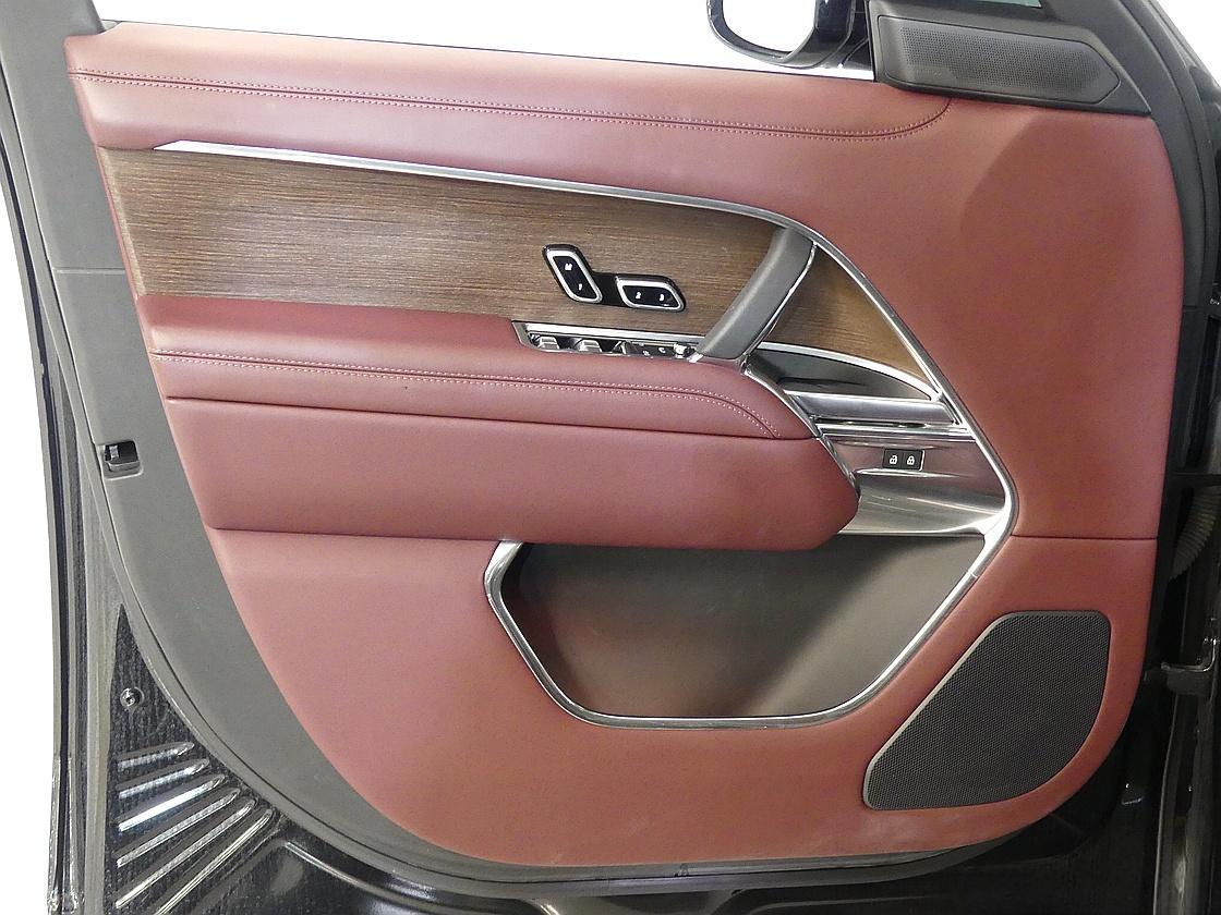 랜드로버 레인지로버 5세대 4.4 P530 LWB 오토바이오그래피