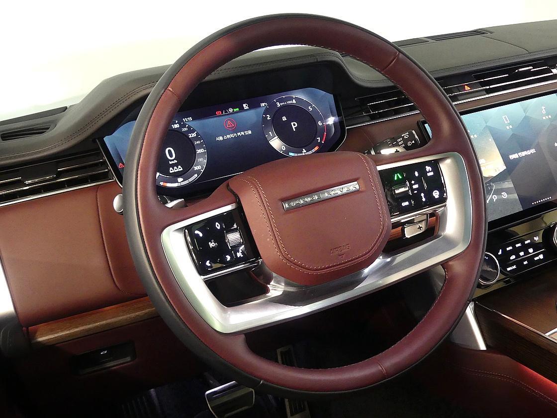 랜드로버 레인지로버 5세대 4.4 P530 LWB 오토바이오그래피