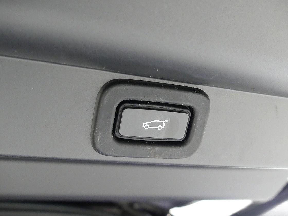 랜드로버 레인지로버 5세대 4.4 P530 LWB 오토바이오그래피