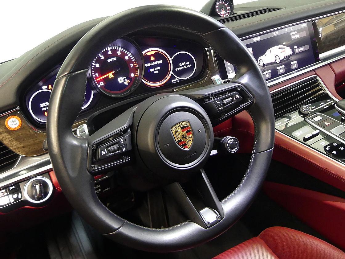 포르쉐 파나메라 2세대 4.0 GTS