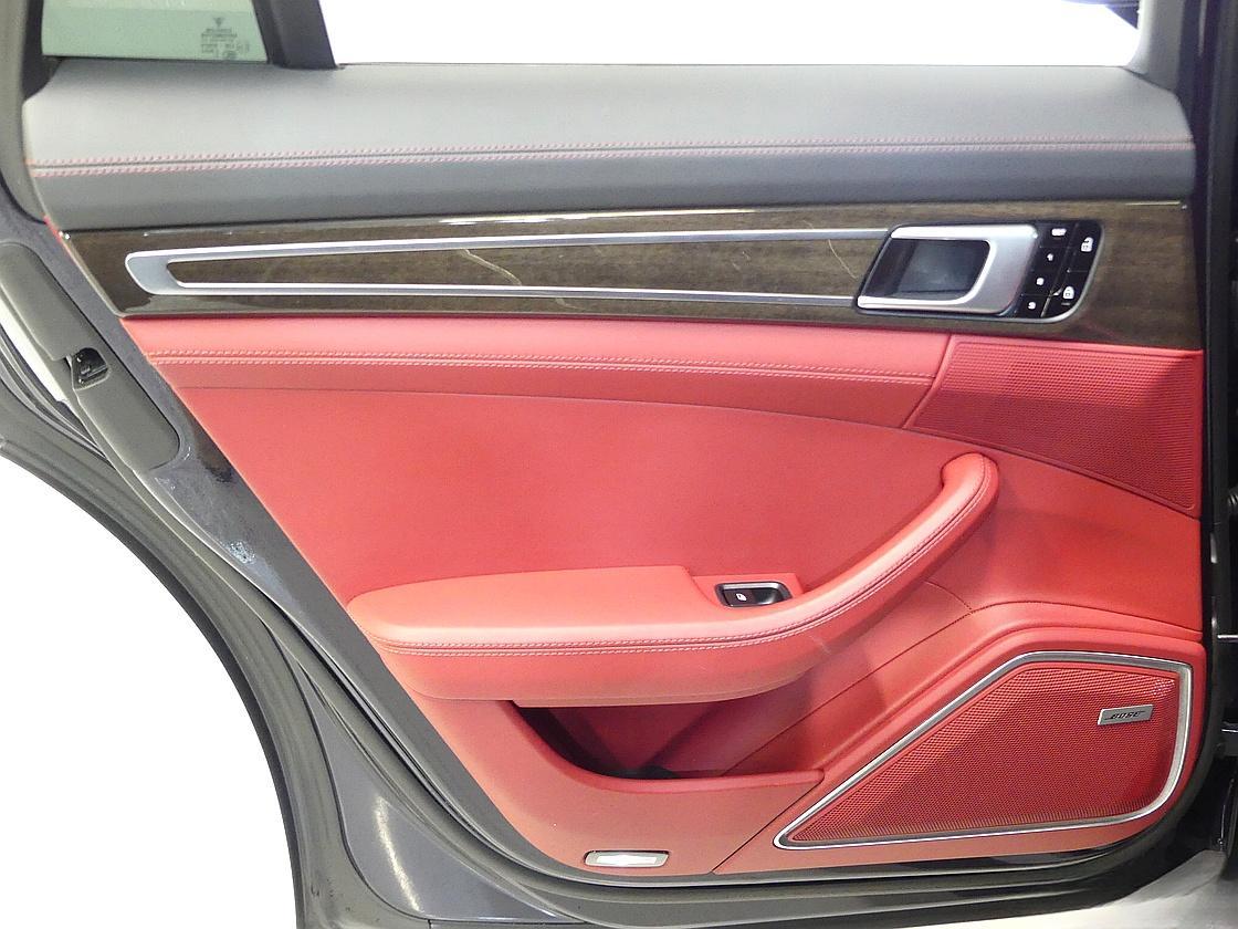 포르쉐 파나메라 2세대 4.0 GTS