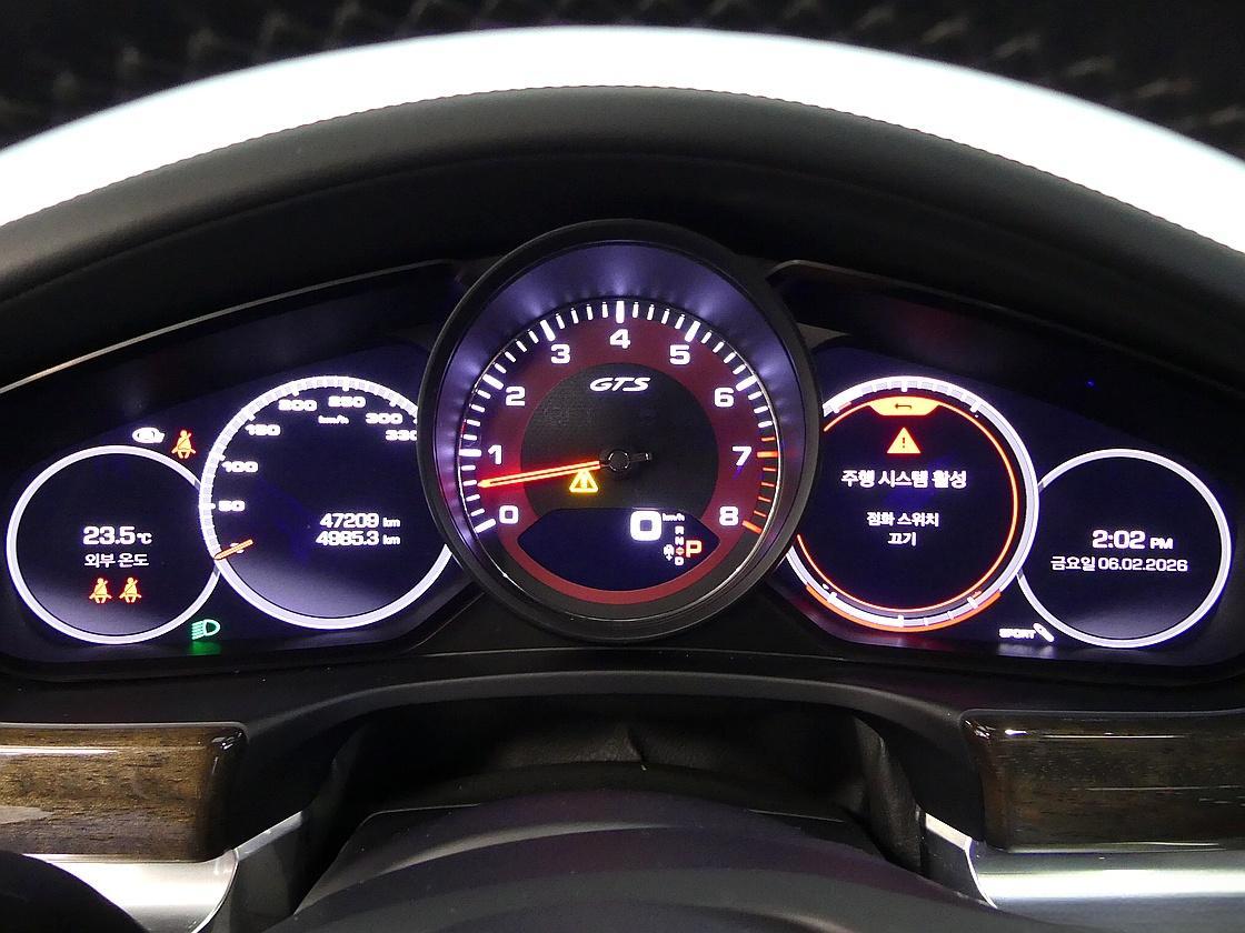 포르쉐 파나메라 2세대 4.0 GTS