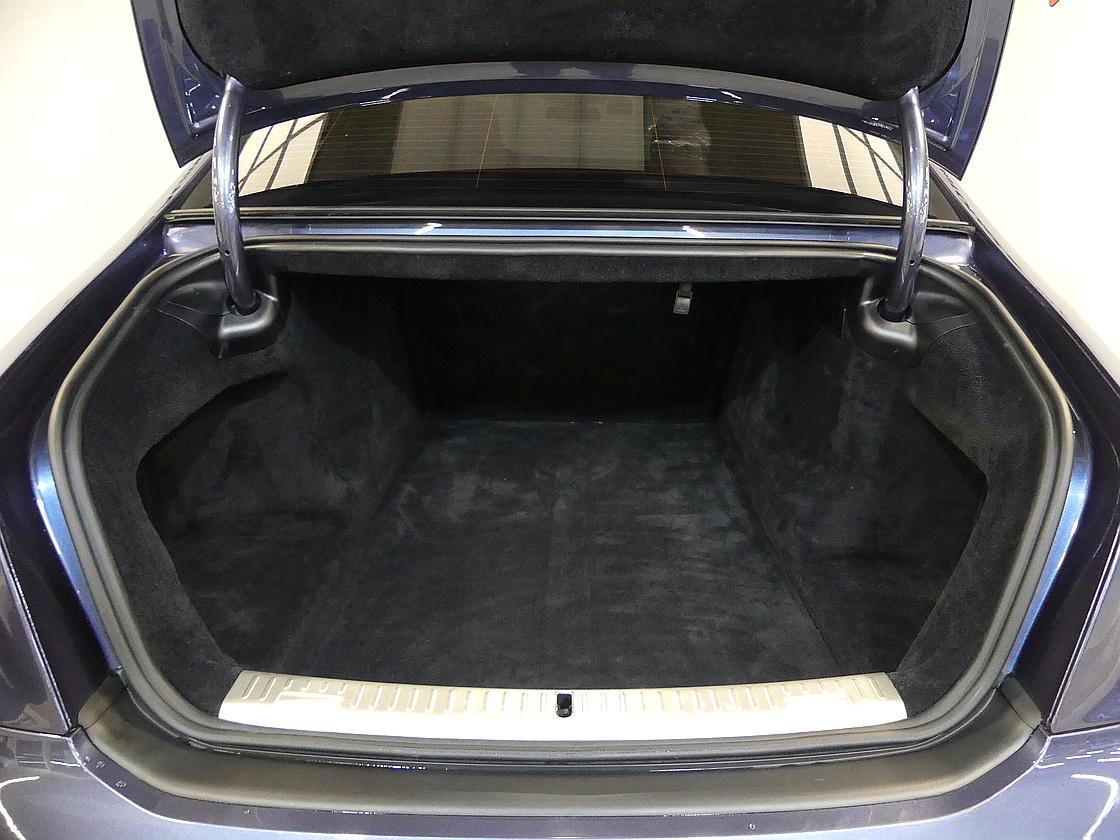 롤스로이스 고스트 2세대 6.7 V12 블랙 배지