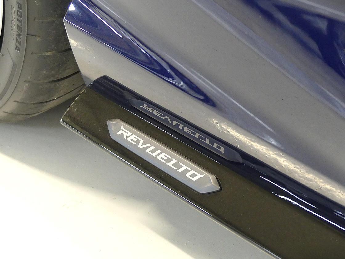 람보르기니 레부엘토 6.5 V12 PHEV