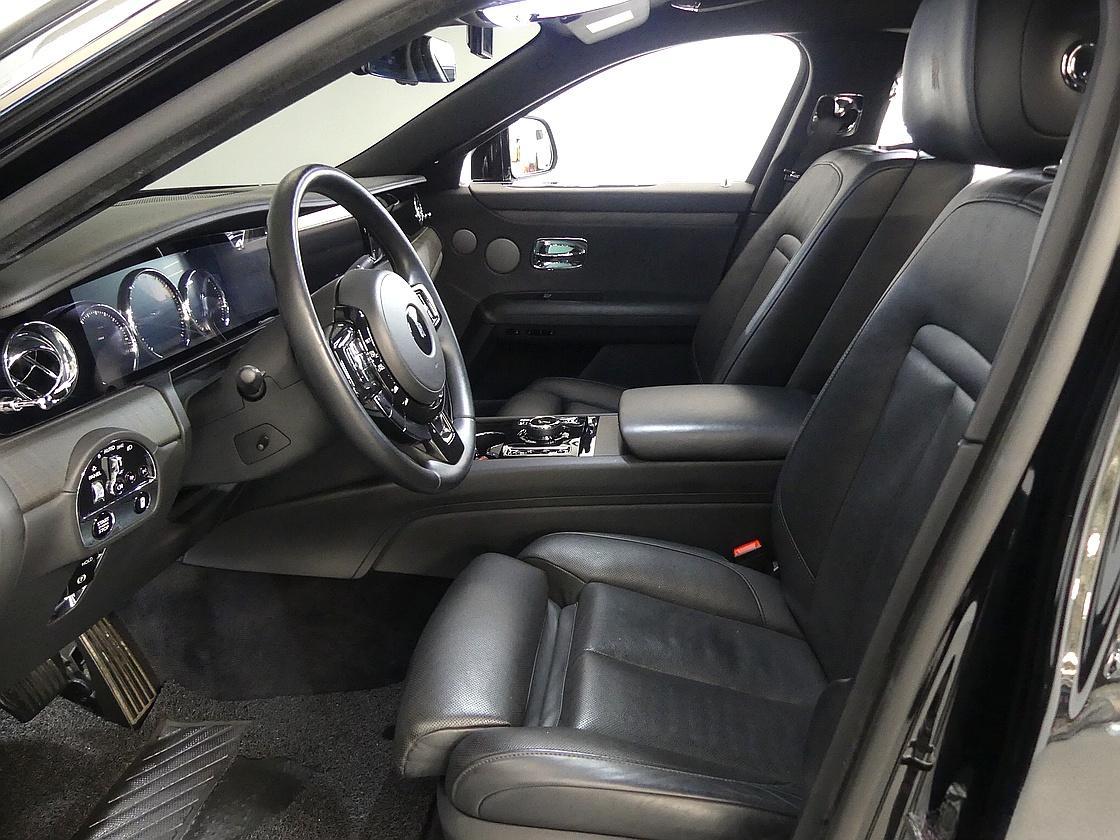 롤스로이스 고스트 2세대 6.7 V12 EWB