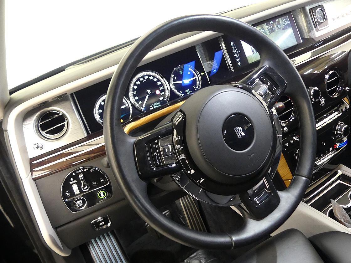 롤스로이스 팬텀 8세대 6.7 V12