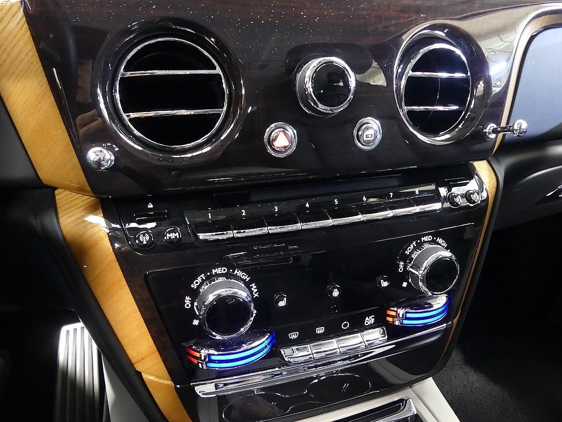 롤스로이스 팬텀 8세대 6.7 V12