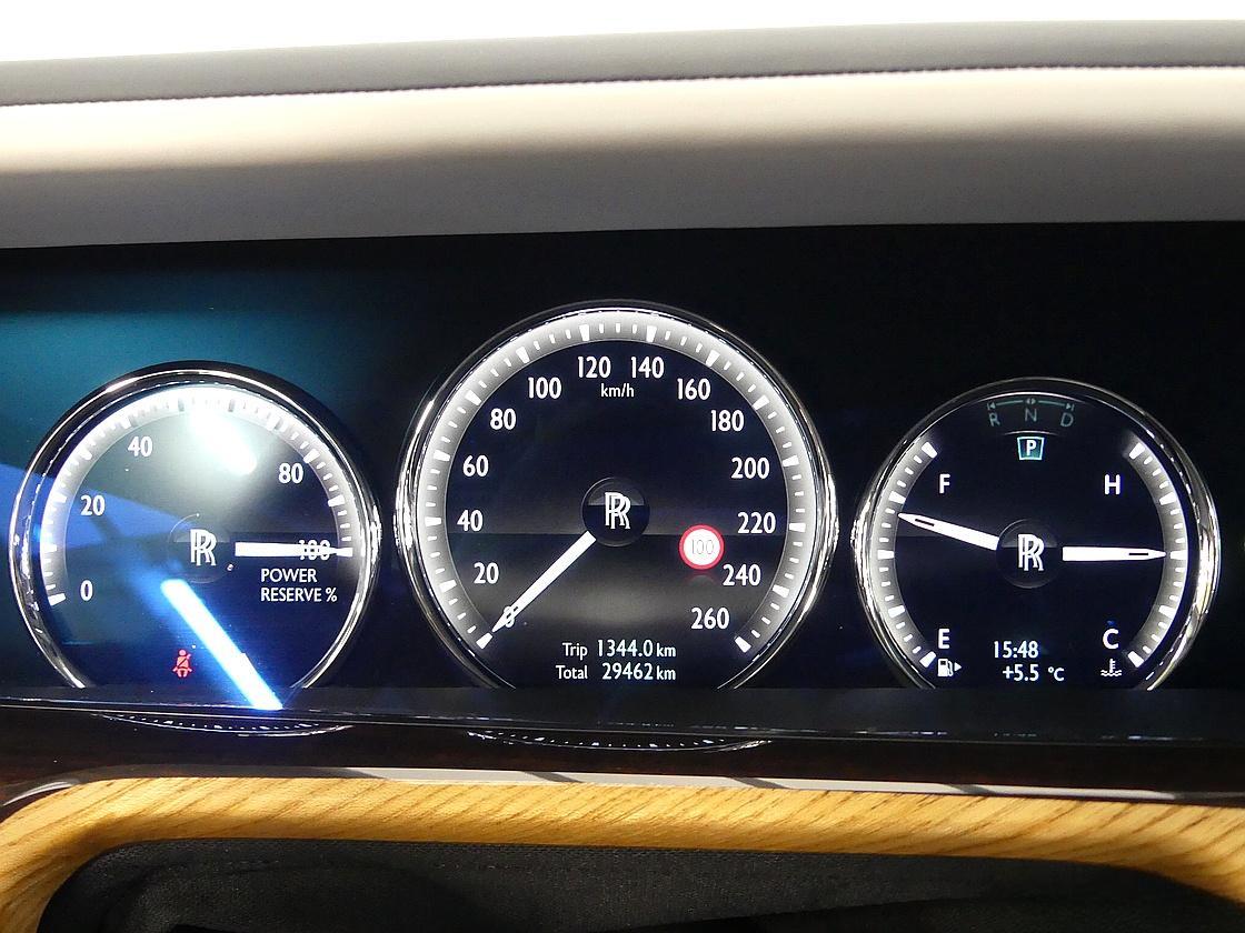 롤스로이스 팬텀 8세대 6.7 V12