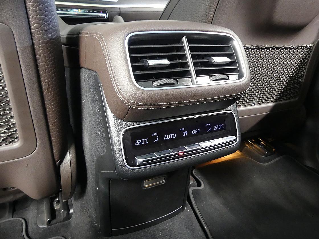 벤츠 3세대 GLS 400 d 4매틱