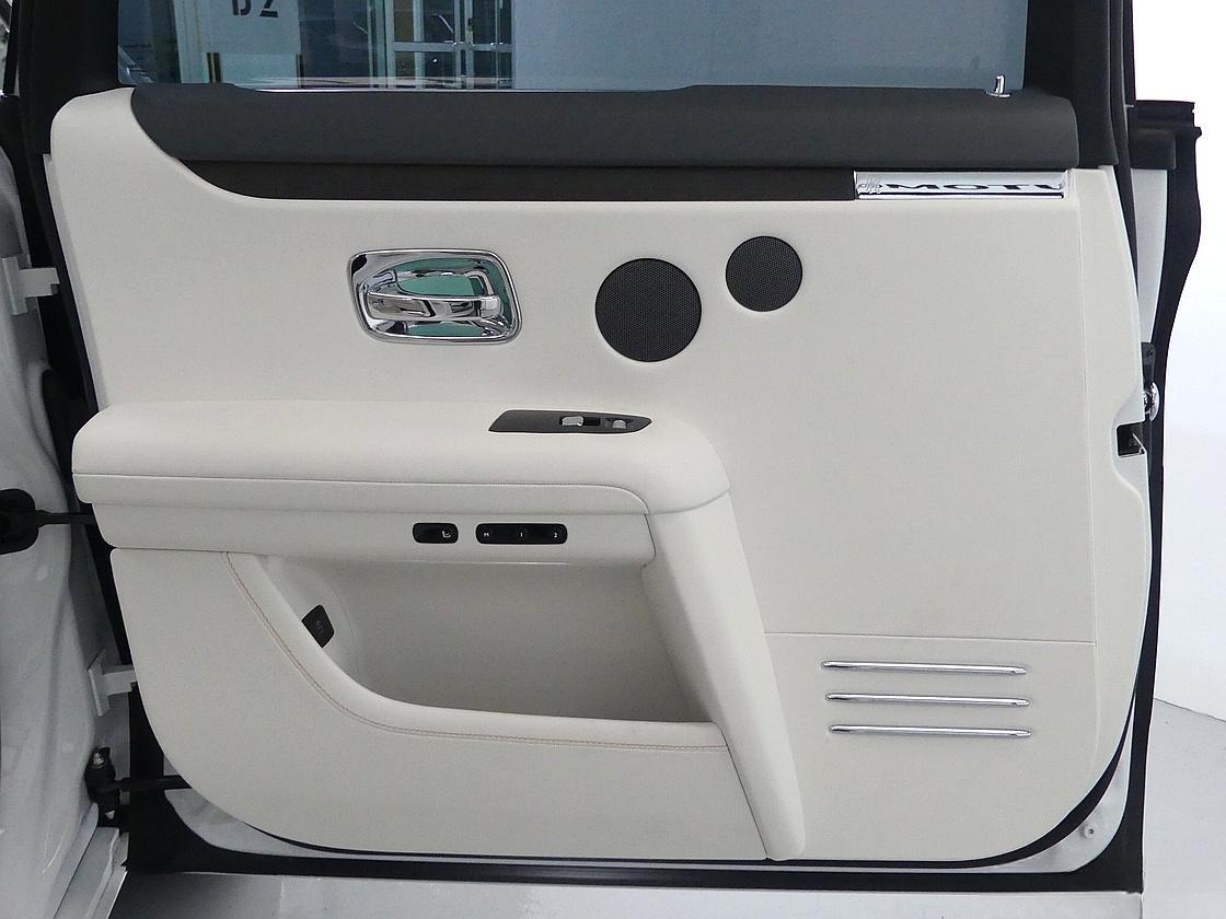 롤스로이스 고스트 2세대 6.7 V12 EWB