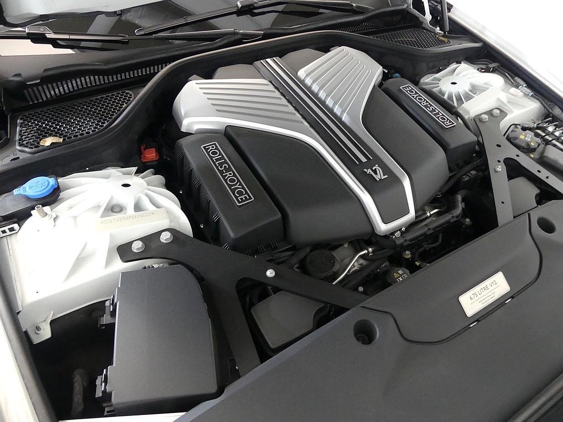 롤스로이스 고스트 2세대 6.7 V12 EWB