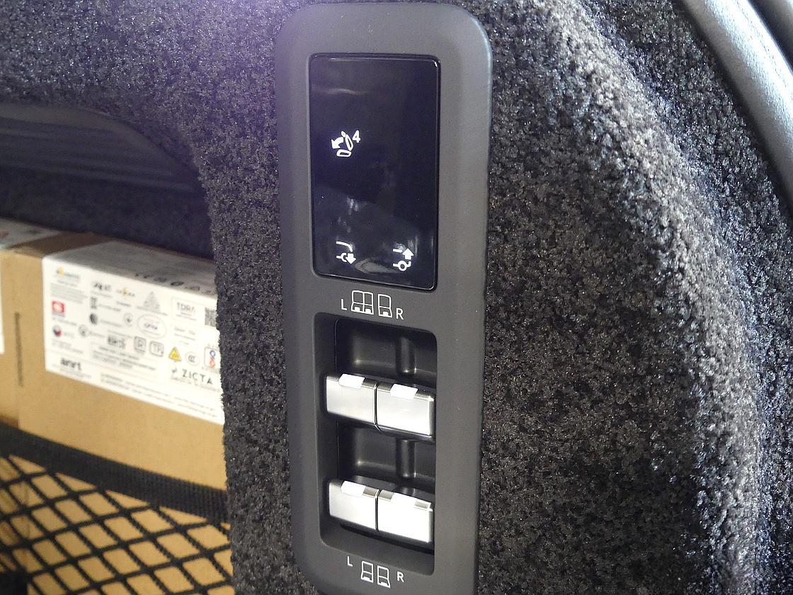 랜드로버 레인지로버 5세대 4.4 P530 LWB 오토바이오그래피 7인승