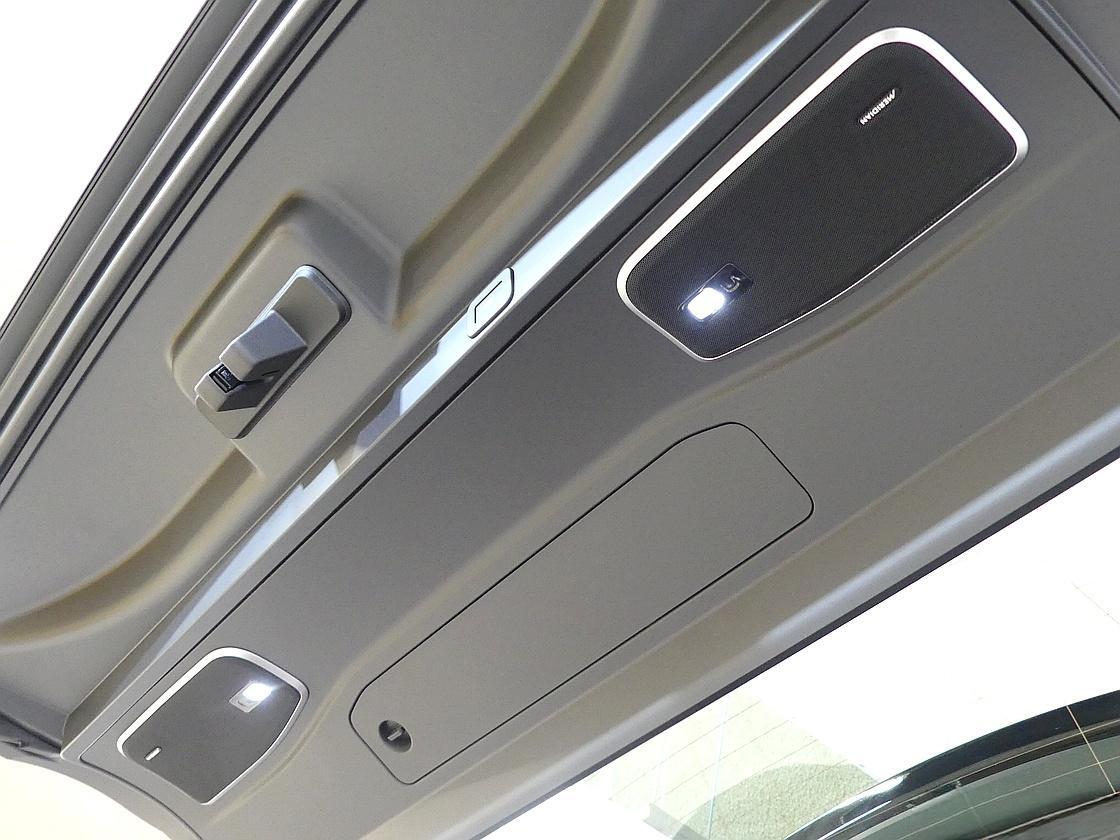 랜드로버 레인지로버 5세대 4.4 P530 LWB 오토바이오그래피 7인승