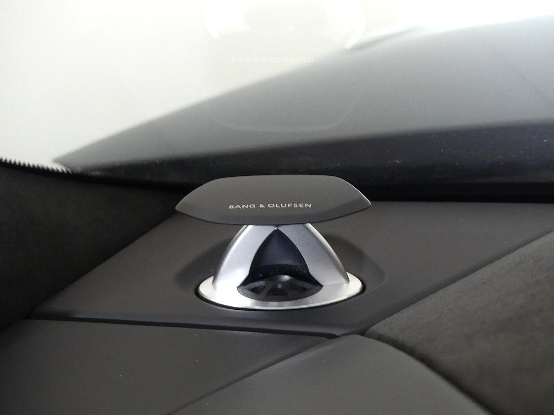 람보르기니 우루스 4.0 V8