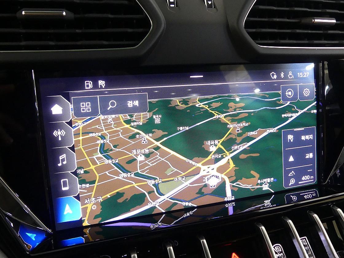 람보르기니 우루스 4.0 V8