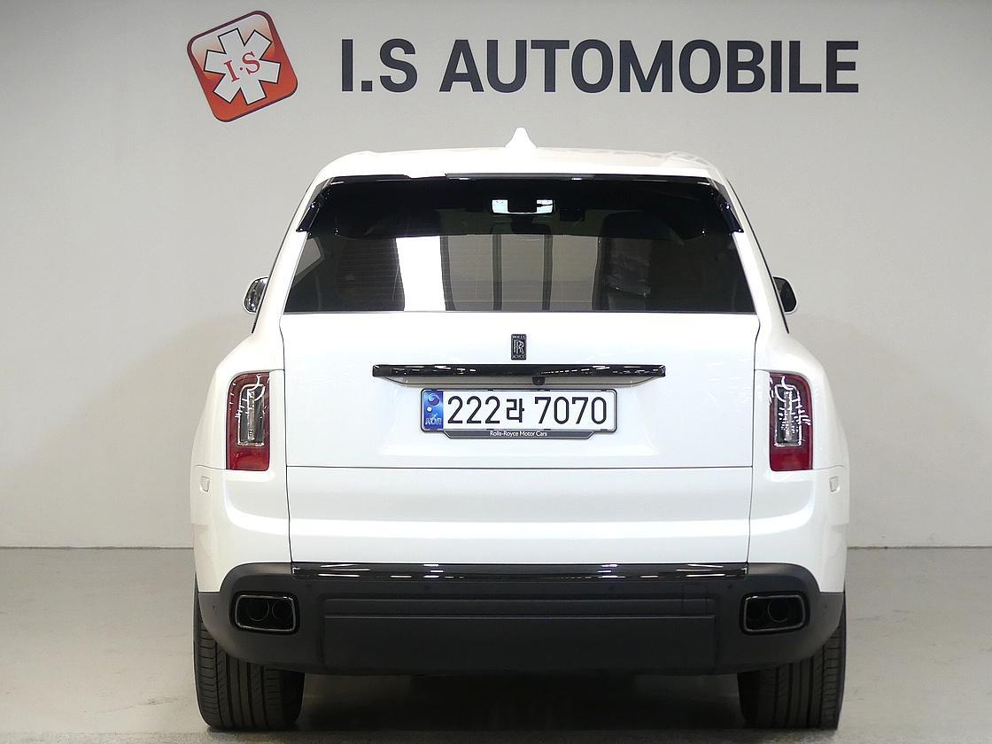 롤스로이스 컬리넌 6.7 V12 블랙 배지