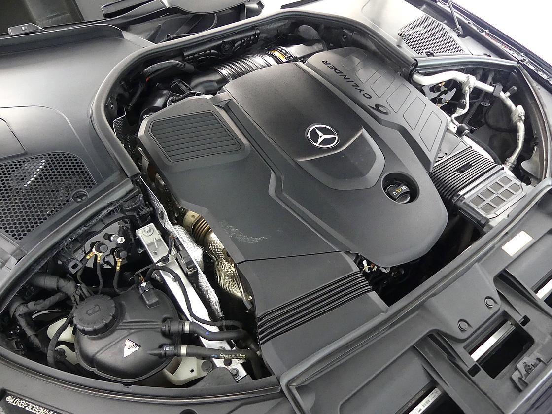벤츠 7세대 S400 d 4매틱