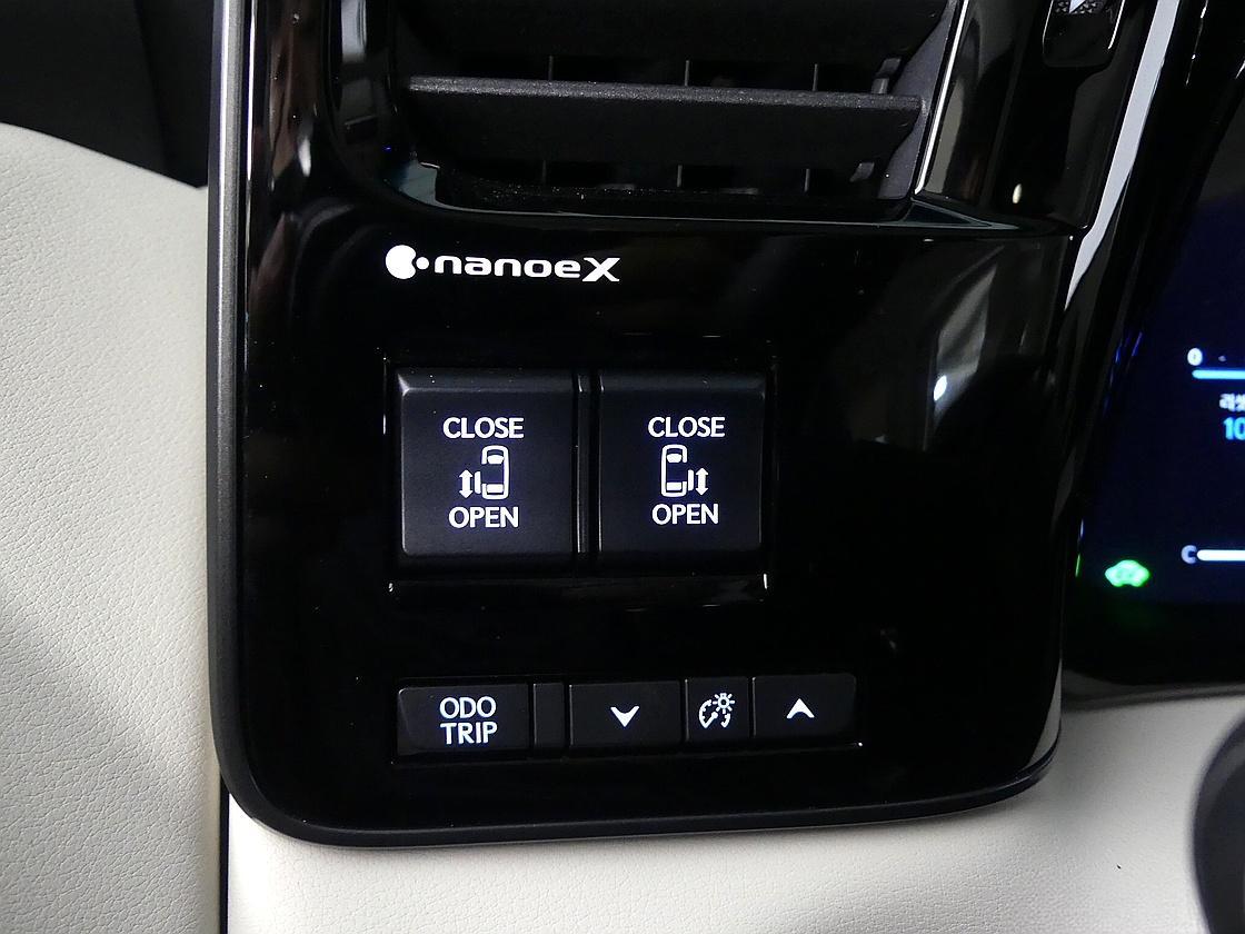 렉서스 LM 500h 이그제큐티브