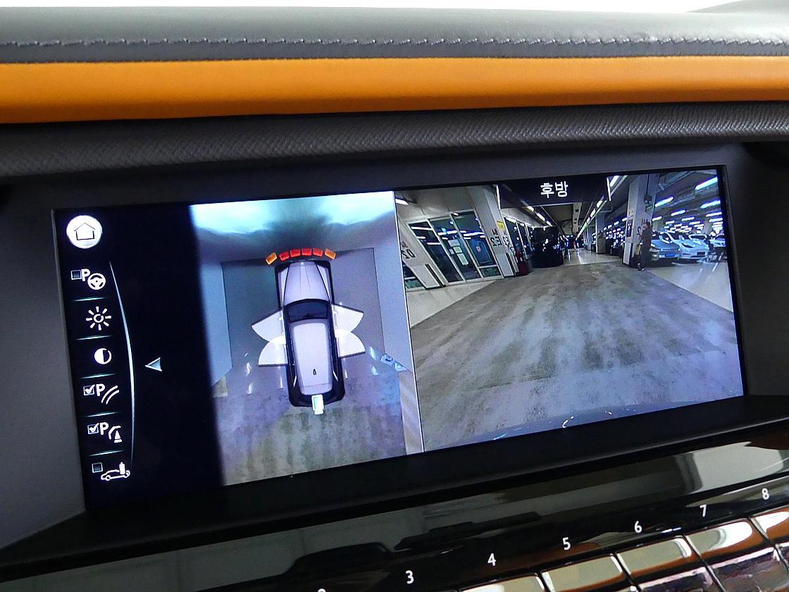 롤스로이스 컬리넌 6.7 V12 블랙 배지