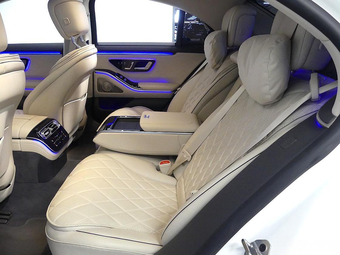 벤츠 7세대 S400 d 4매틱