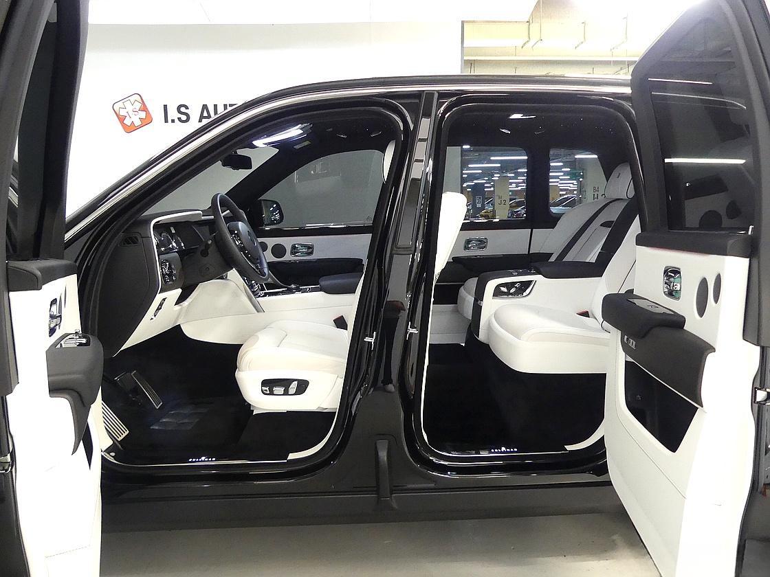 롤스로이스 컬리넌 6.7 V12