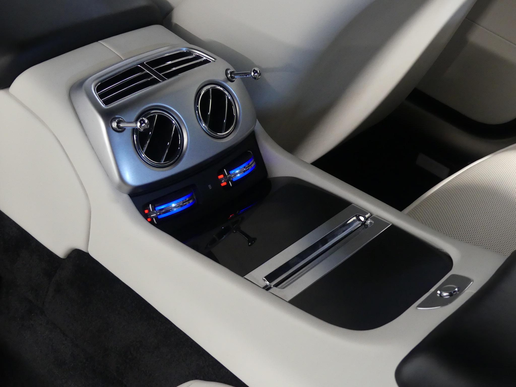 롤스로이스 레이스 6.6 V12