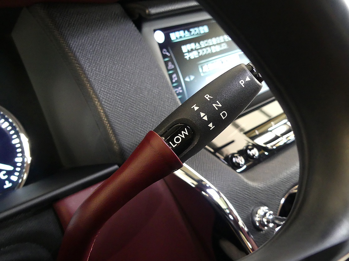 롤스로이스 컬리넌 6.7 V12
