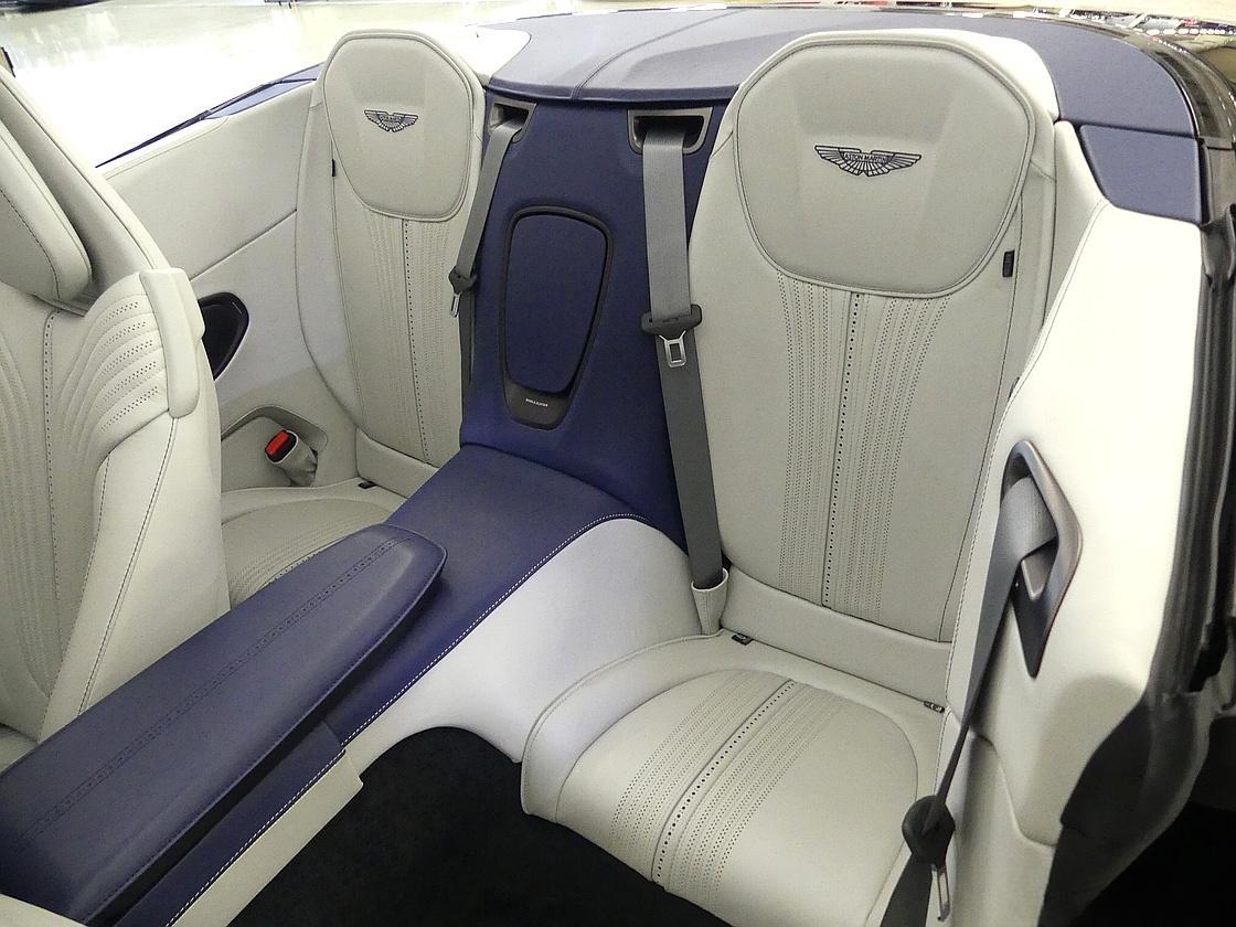 애스턴마틴 DB11 4.0 V8 볼란테
