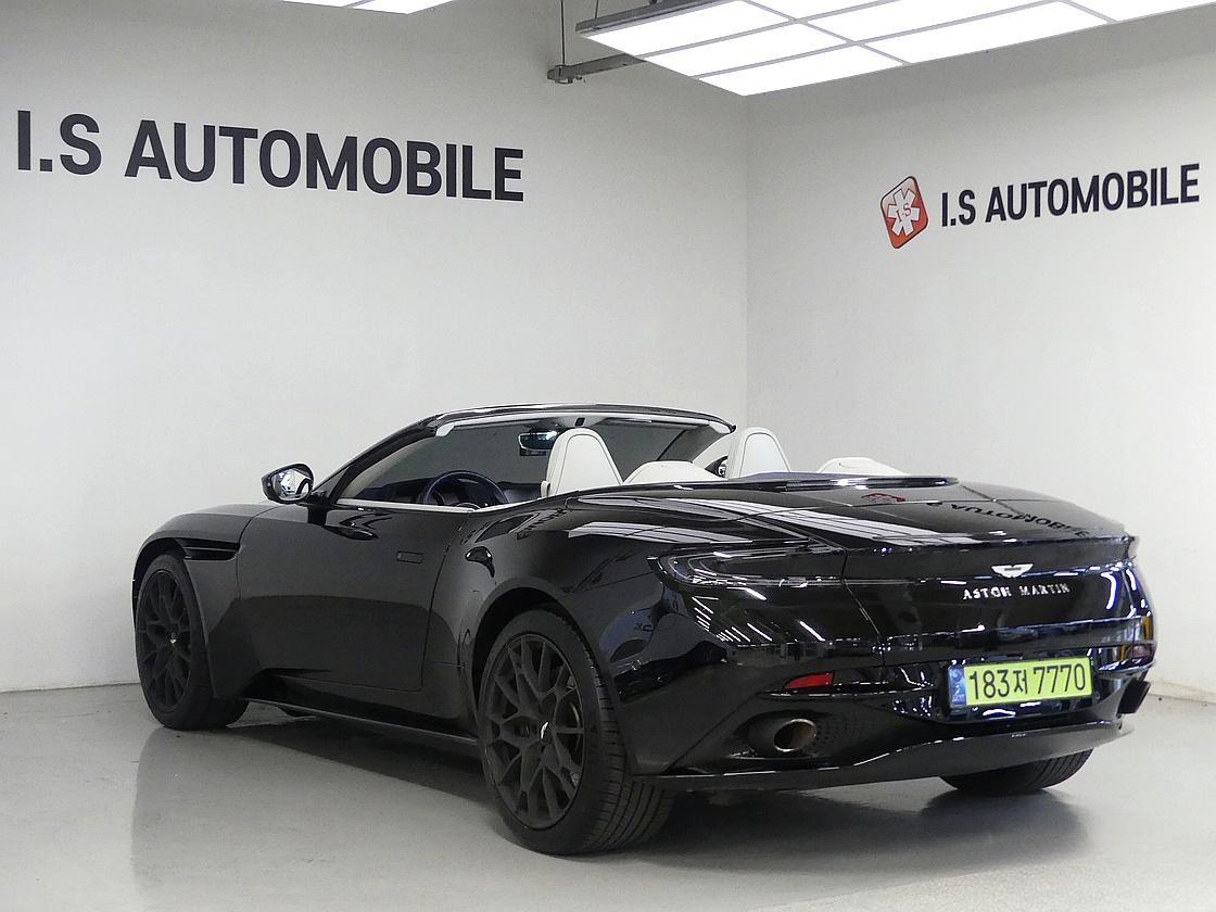 애스턴마틴 DB11 4.0 V8 볼란테